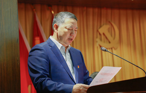 宜化集團(tuán)召開2019年慶?！拔逡弧眹H勞動(dòng)節(jié)暨表彰大會(huì)(圖5)