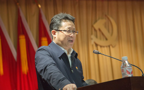 宜化集團(tuán)召開2019年慶?！拔逡弧眹H勞動(dòng)節(jié)暨表彰大會(huì)(圖12)