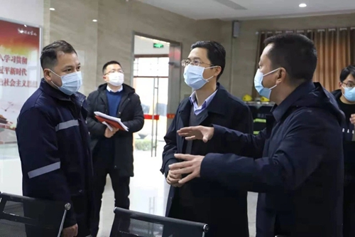 宜都市委副書記、市長李澤剛到楚星公司慰問市拔尖人才(圖1)