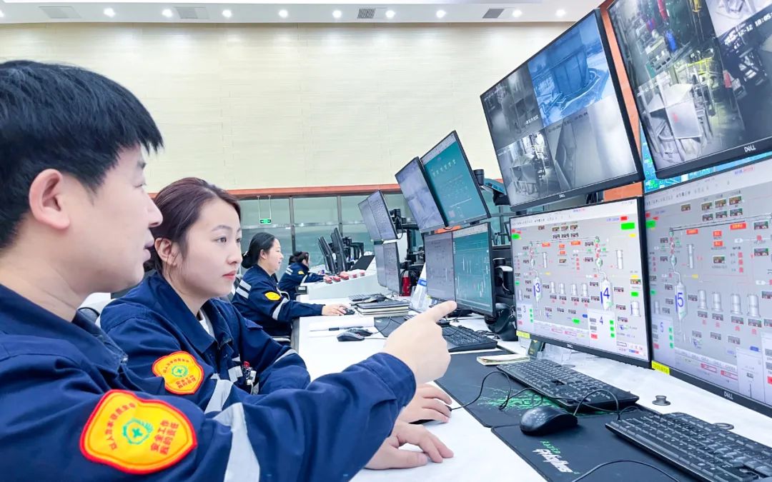 新疆宜化乙炔車間運行一班：立足崗位強技能，凝心聚力創(chuàng)佳績(圖4)