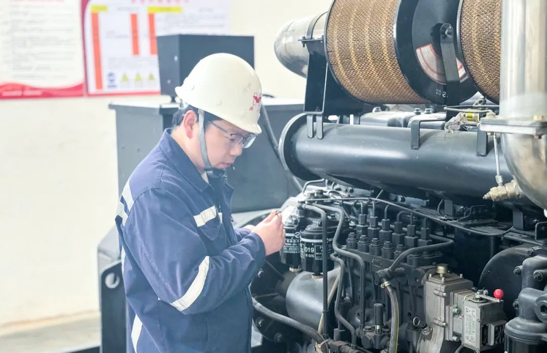 宜化礦業(yè)郭倉(cāng)?。簼M腔熱愛(ài)向機(jī)電，一片初心為礦山(圖2)