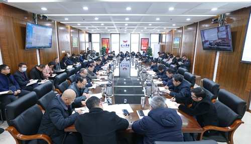 集團(tuán)黨委傳達(dá)學(xué)習(xí)中央和省市紀(jì)委全會(huì)精神，安排部署貫徹落實(shí)工作